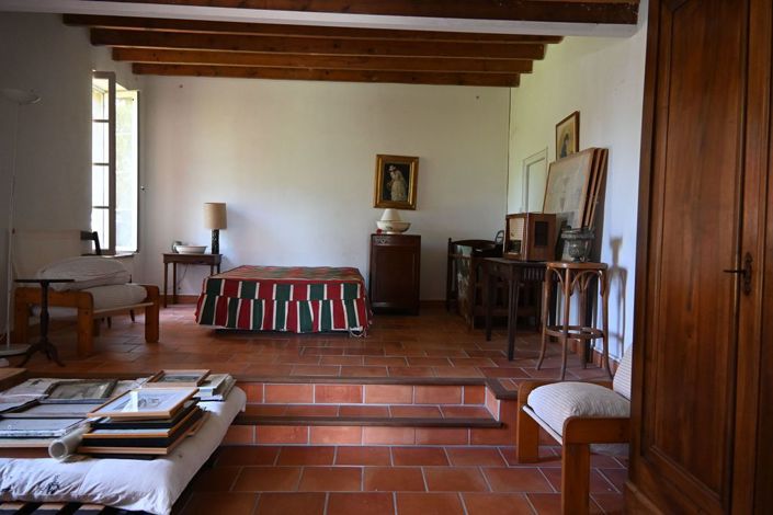 Image No.13-5 Bed Property for sale