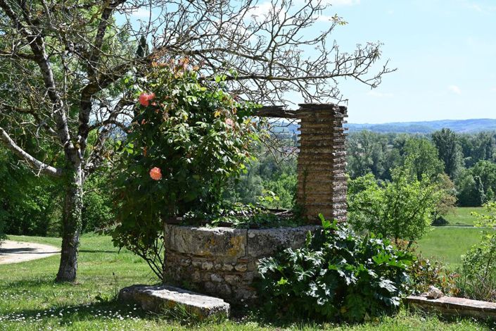 Image No.23-5 Bed Property for sale