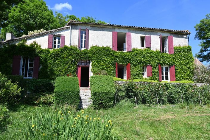 Image No.29-5 Bed Property for sale