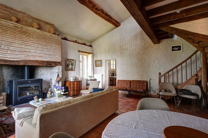 Image No.6-5 Bed Property for sale