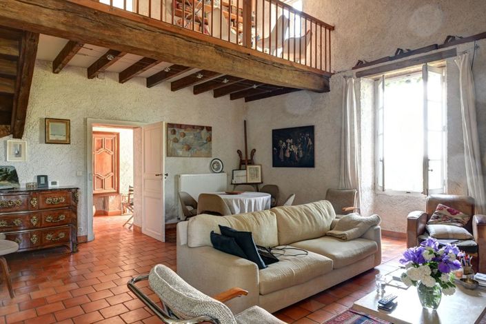 Image No.7-5 Bed Property for sale