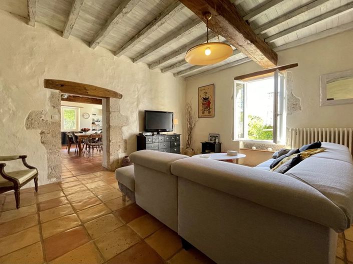 Image No.5-3 Bed Property for sale