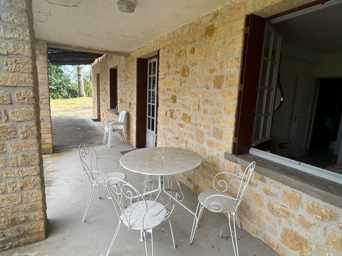 Image No.18-5 Bed Property for sale