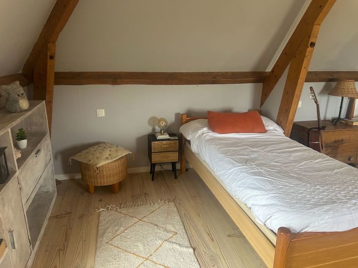 Image No.25-5 Bed Property for sale