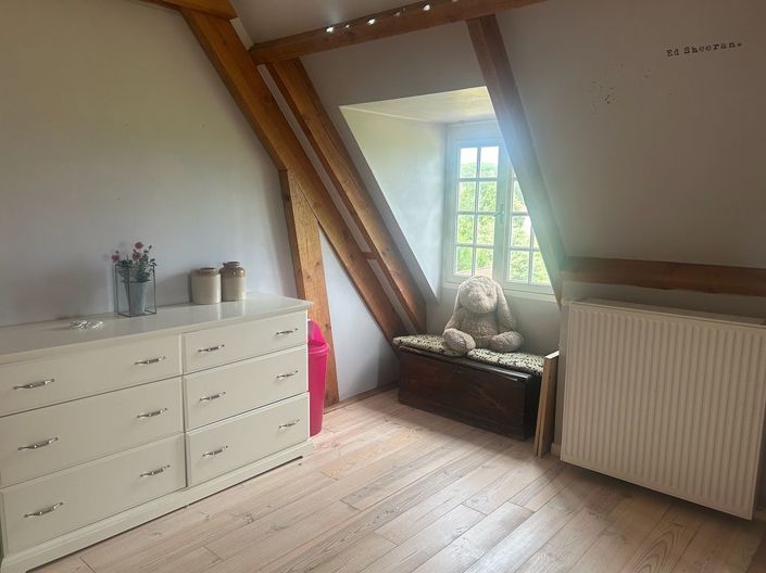 Image No.27-5 Bed Property for sale