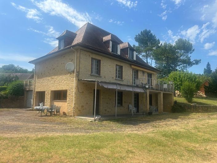 Image No.28-5 Bed Property for sale