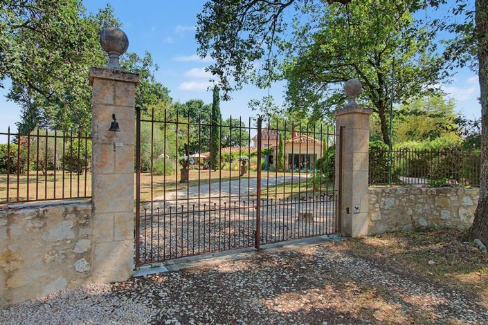 Image No.34-4 Bed Property for sale