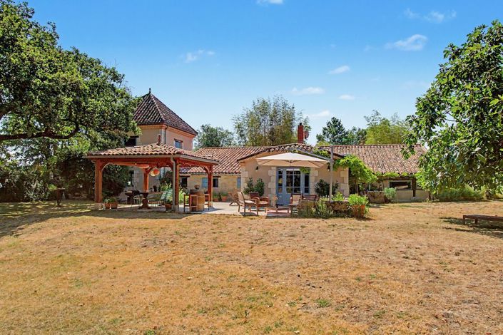 Image No.36-4 Bed Property for sale