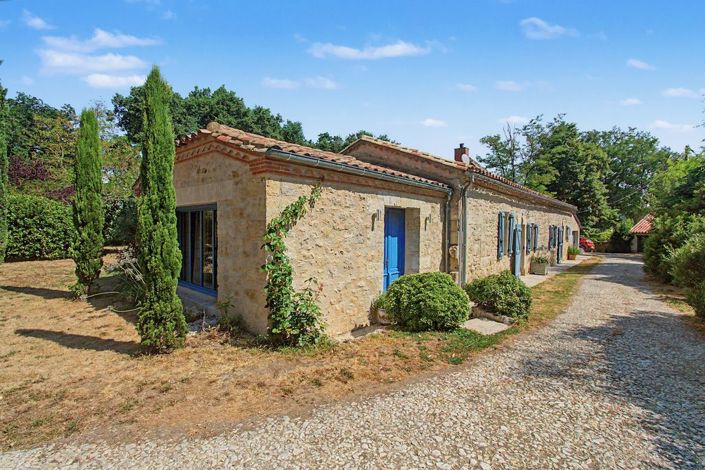 Image No.43-4 Bed Property for sale