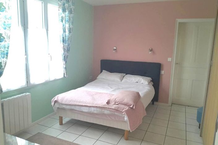 Image No.11-4 Bed Property for sale