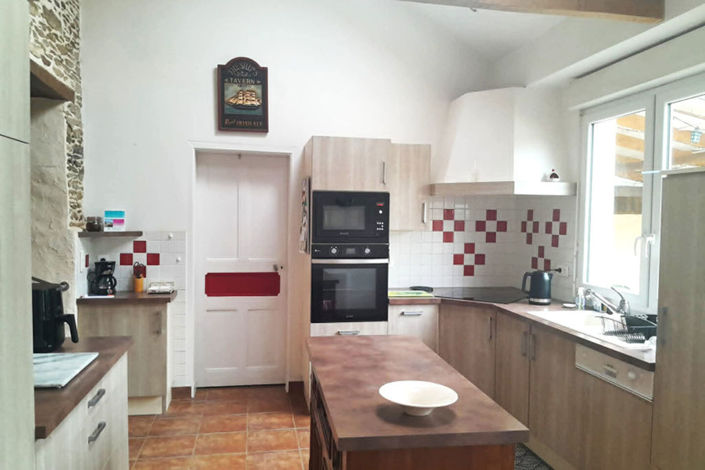 Image No.5-4 Bed Property for sale