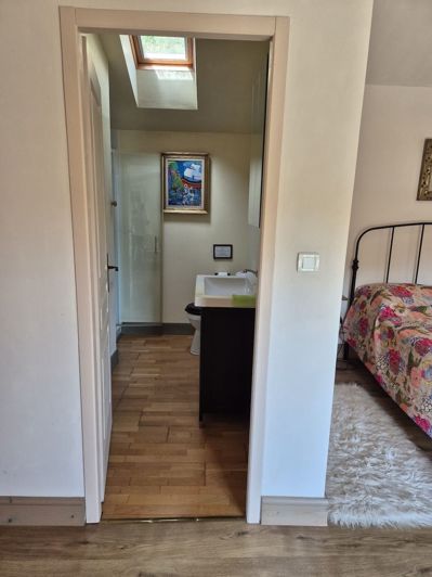 Image No.16-4 Bed Property for sale