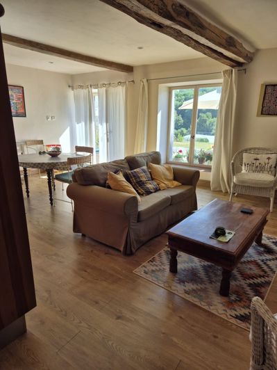 Image No.19-4 Bed Property for sale