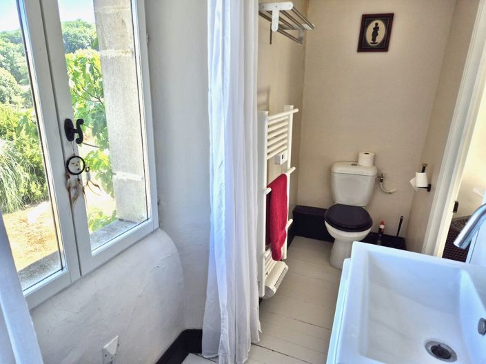 Image No.25-4 Bed Property for sale
