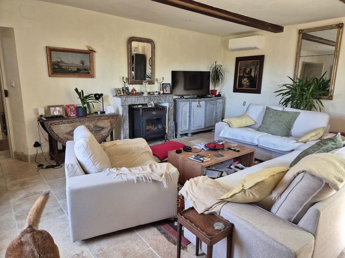 Image No.26-4 Bed Property for sale