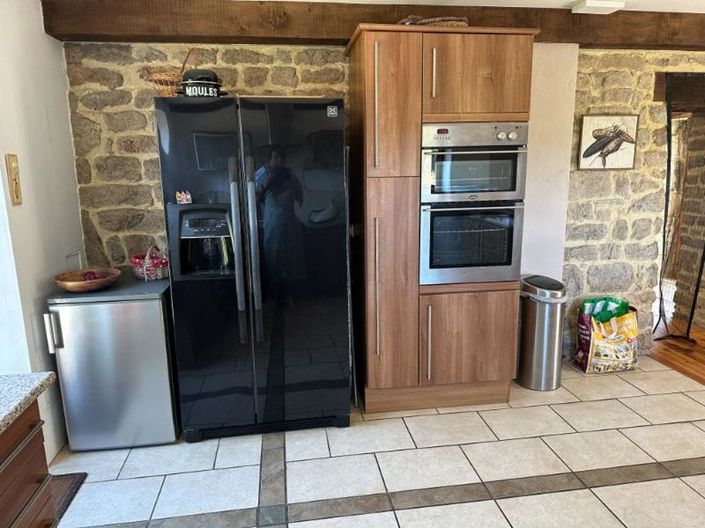 Image No.16-3 Bed Property for sale