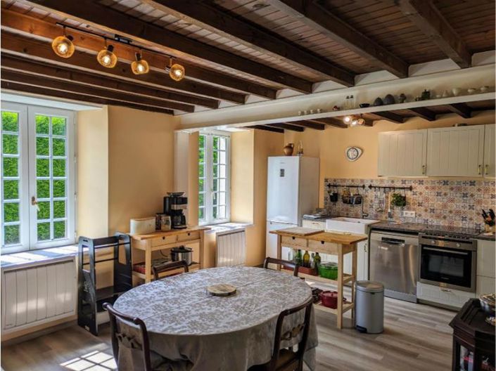 Image No.3-4 Bed Property for sale