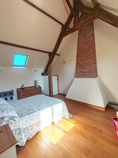 Image No.25-5 Bed Property for sale