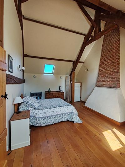 Image No.26-5 Bed Property for sale