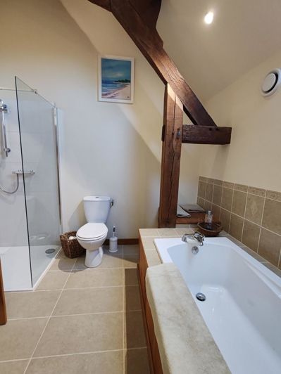 Image No.31-5 Bed Property for sale