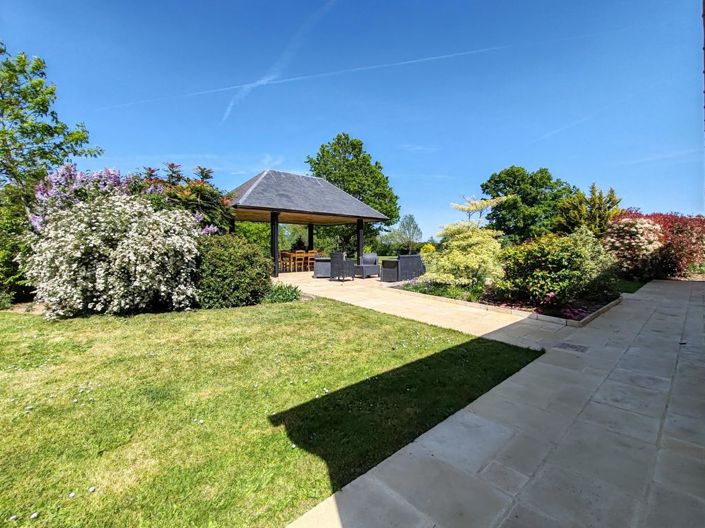 Image No.39-5 Bed Property for sale