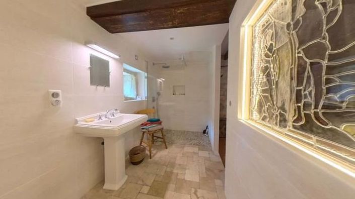 Image No.7-3 Bed Property for sale