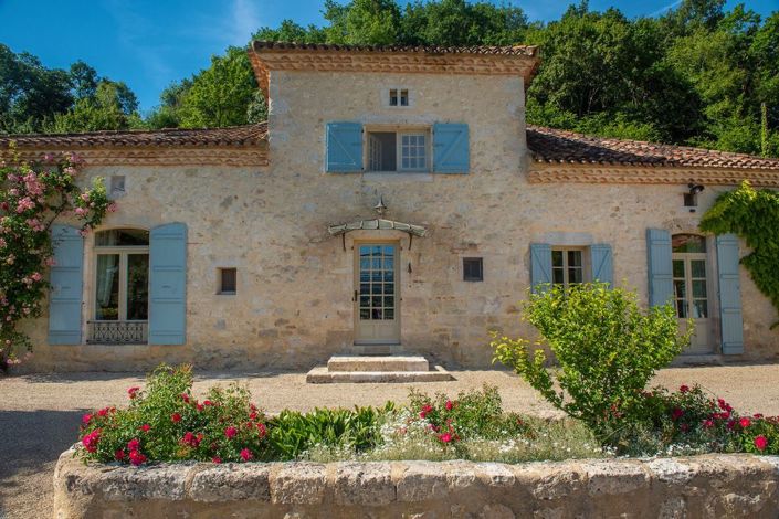Image No.18-5 Bed Property for sale