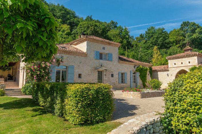 Image No.42-5 Bed Property for sale