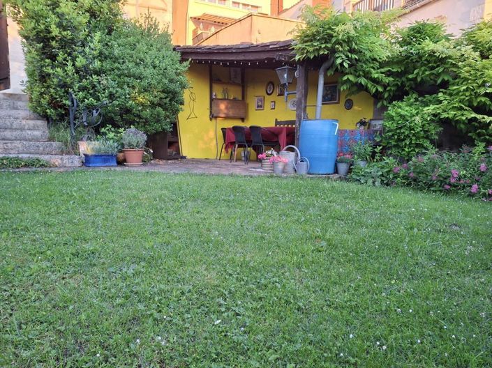 Image No.23-4 Bed Property for sale