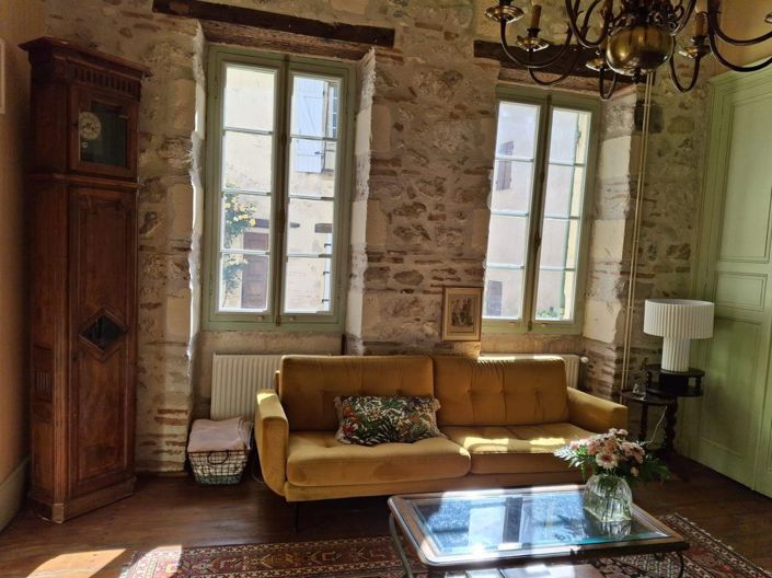Image No.7-4 Bed Property for sale