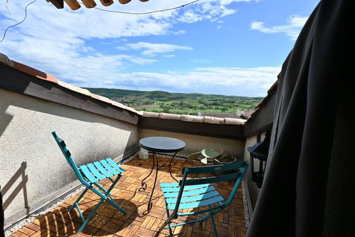 Image No.22-6 Bed Property for sale