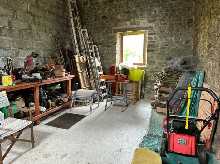 Image No.16-Propriété de 4 chambres à vendre à Tinchebray