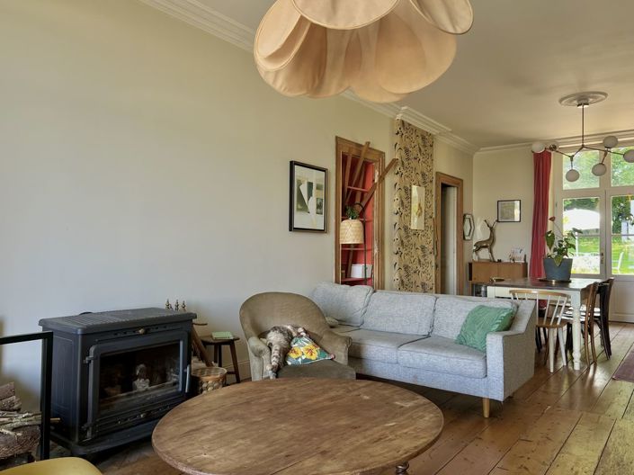 Image No.7-5 Bed Property for sale