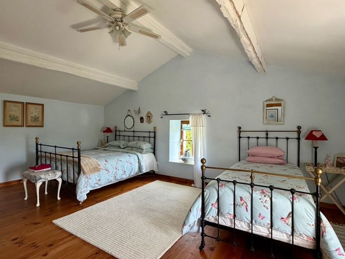 Image No.14-3 Bed Property for sale