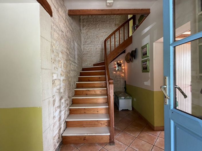 Image No.16-3 Bed Property for sale