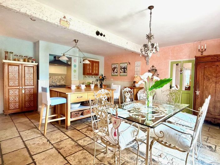 Image No.7-3 Bed Property for sale