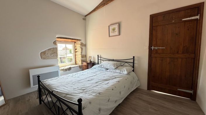 Image No.14-2 Bed Property for sale