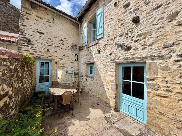 Image No.16-2 Bed Property for sale