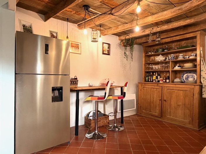 Image No.8-2 Bed Property for sale