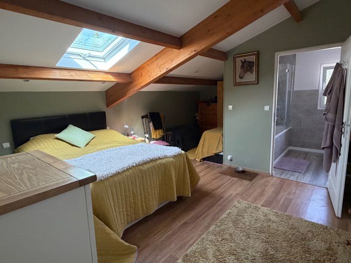 Image No.23-3 Bed Property for sale
