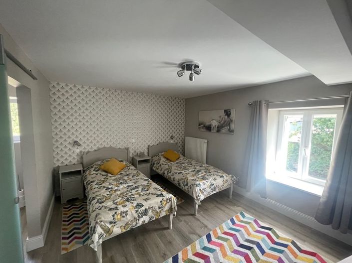 Image No.26-3 Bed Property for sale
