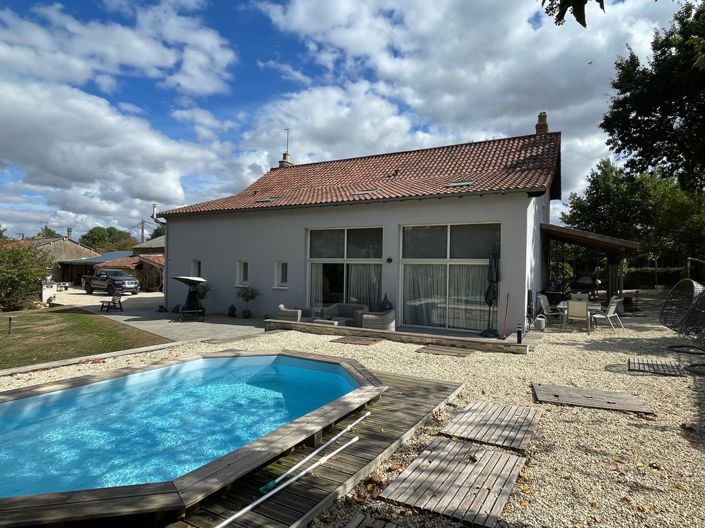 Image No.38-3 Bed Property for sale