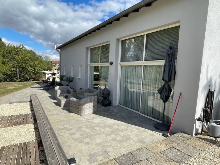 Image No.39-3 Bed Property for sale