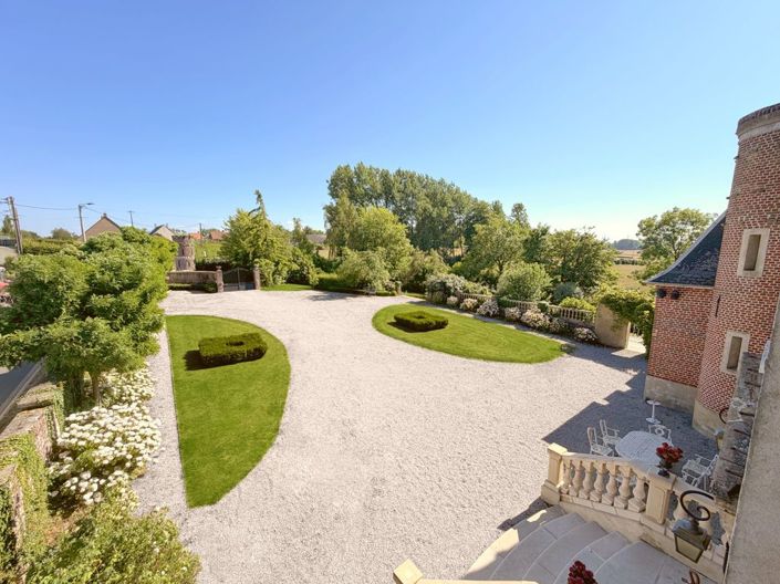 Image No.4-7 Bed Property for sale