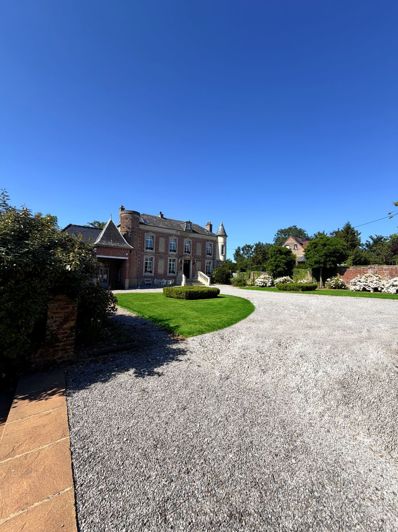Image No.53-7 Bed Property for sale