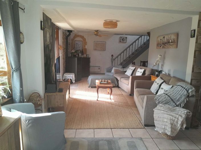 Image No.3-3 Bed Property for sale