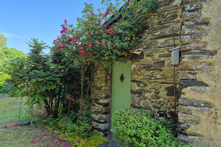Image No.12-3 Bed Property for sale