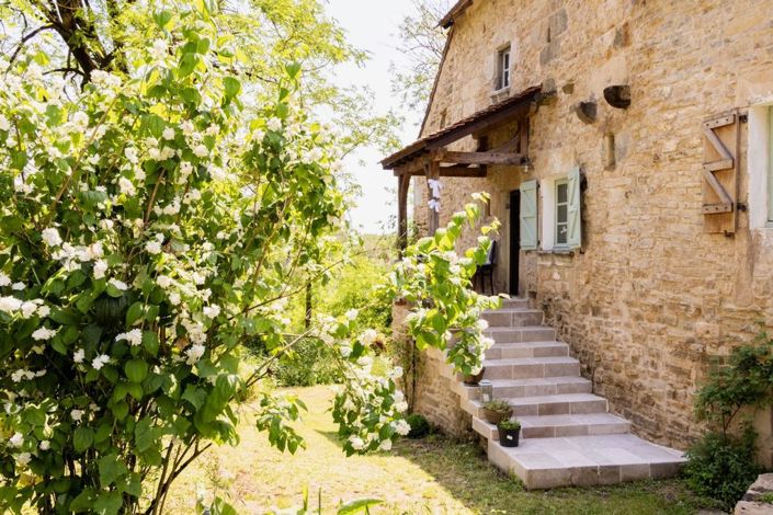 Image No.23-4 Bed Property for sale