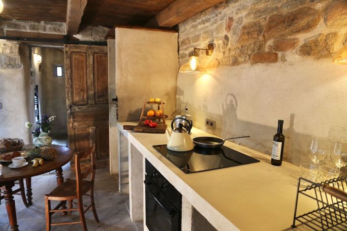 Image No.28-4 Bed Property for sale