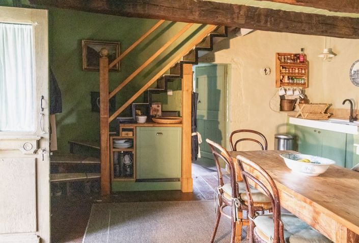 Image No.9-4 Bed Property for sale